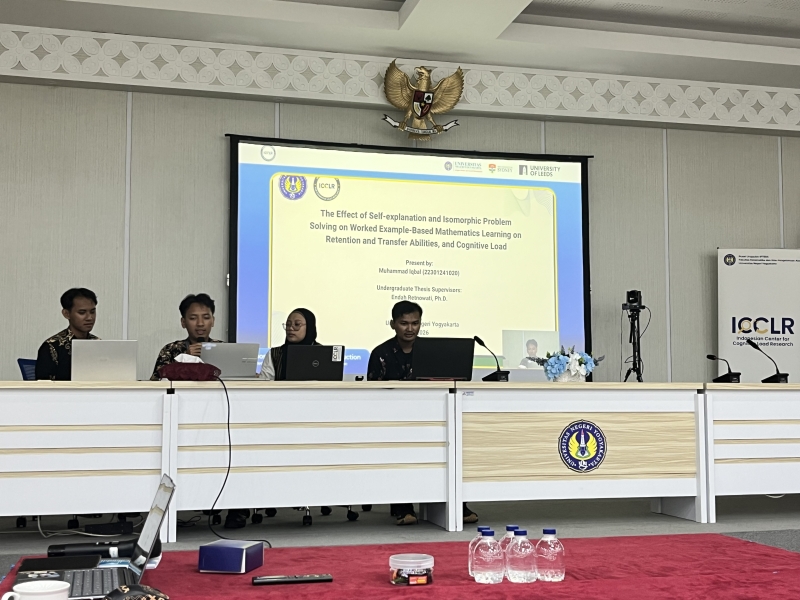Tanya jawab interaktif dalam sesi paralel